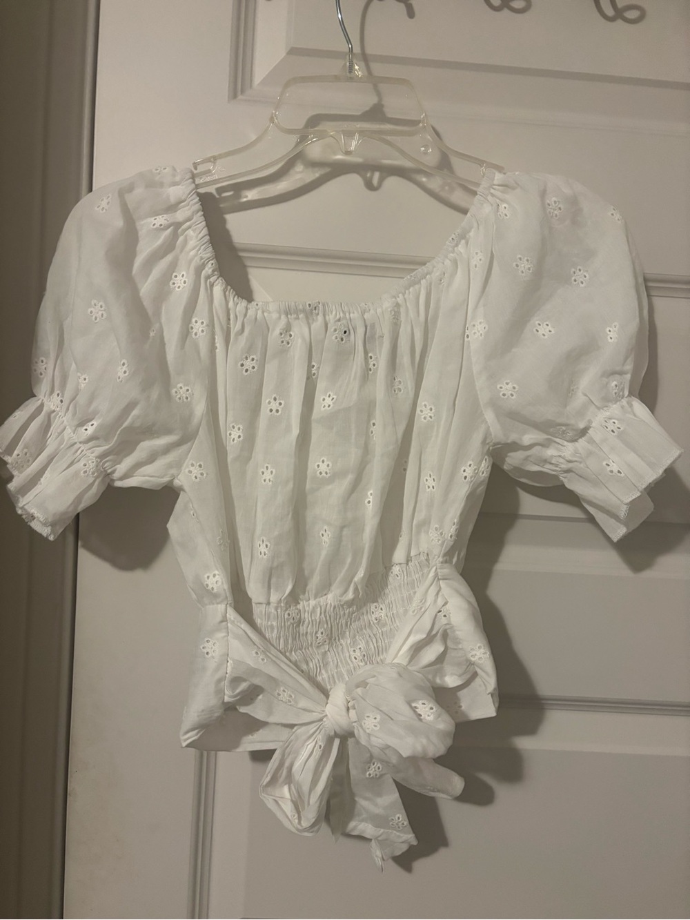 White Eyelet Puff Sleeve Crop Top - Picture 2 of 2
